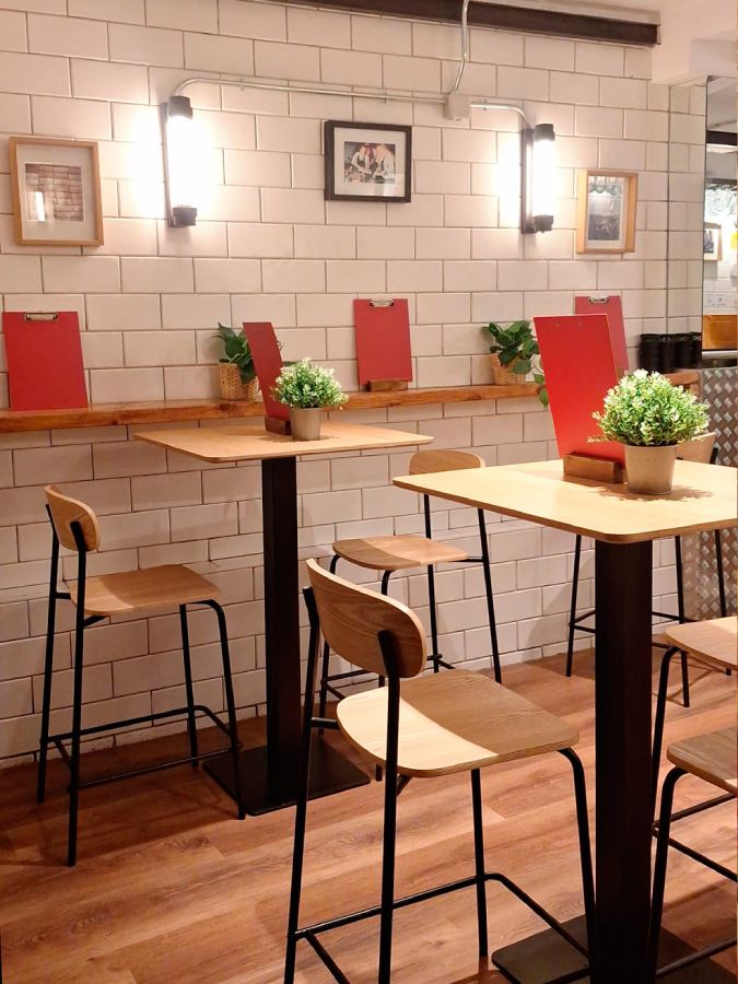 Piscolabis restaurant