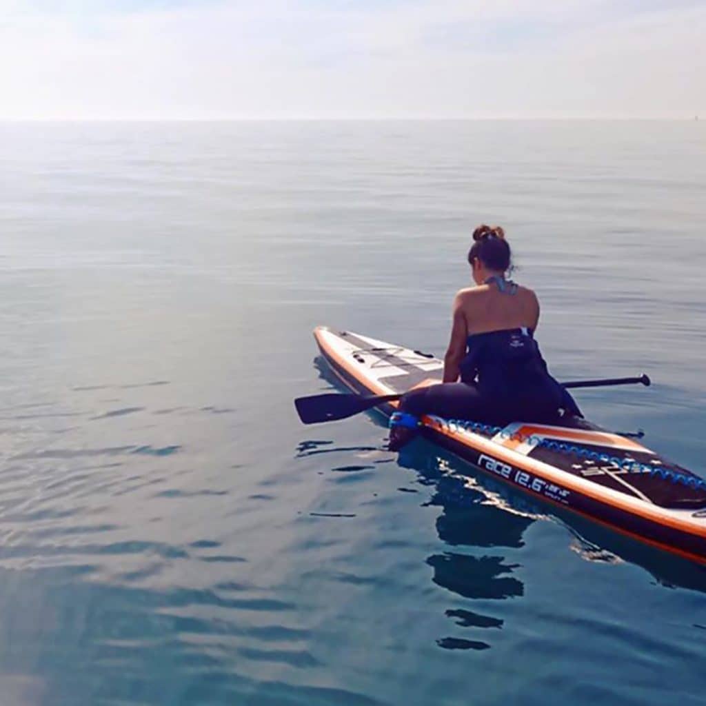 Race, tabla rápida gracias a su refuerzo de fibra de carbono