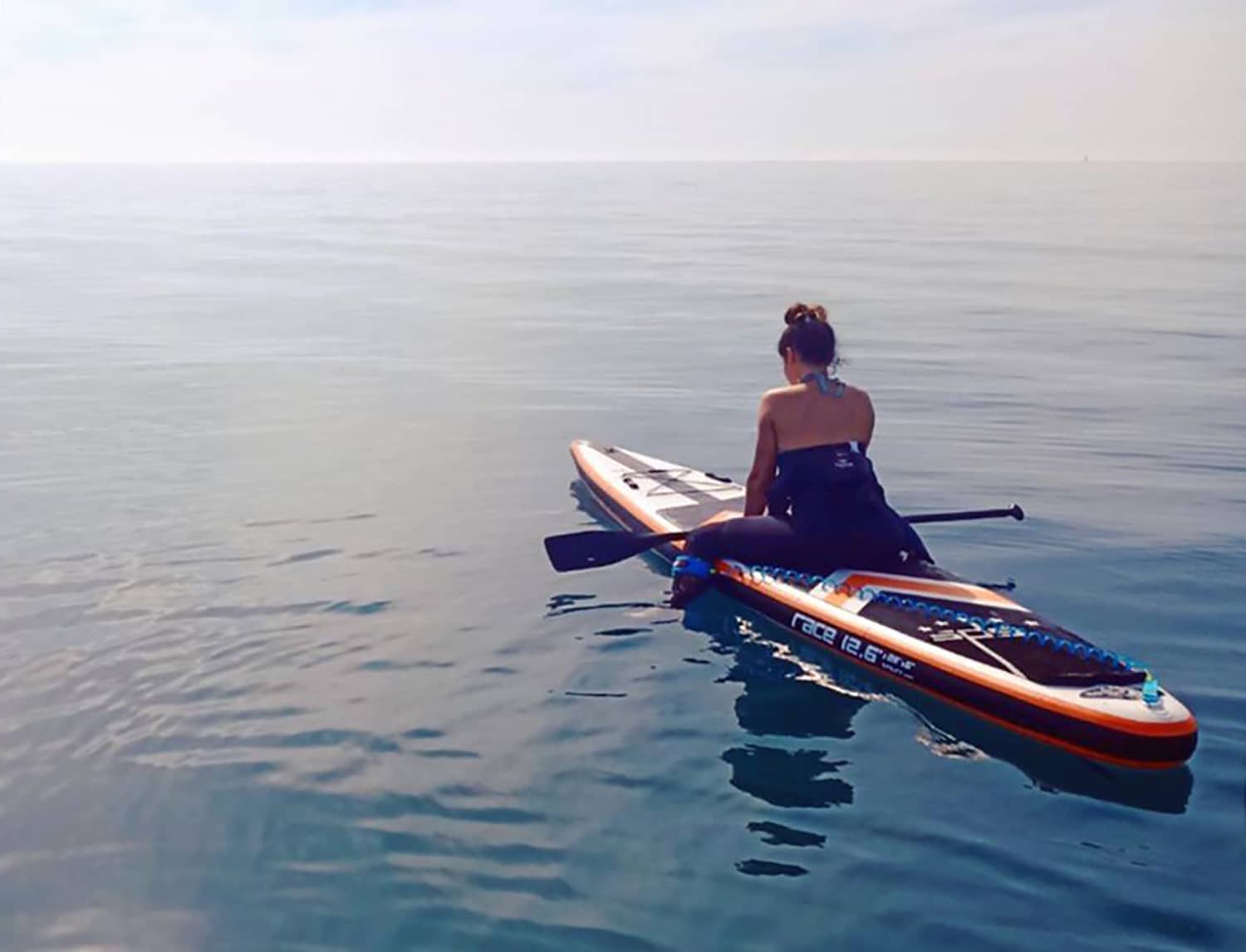 Race, tabla rápida gracias a su refuerzo de fibra de carbono
